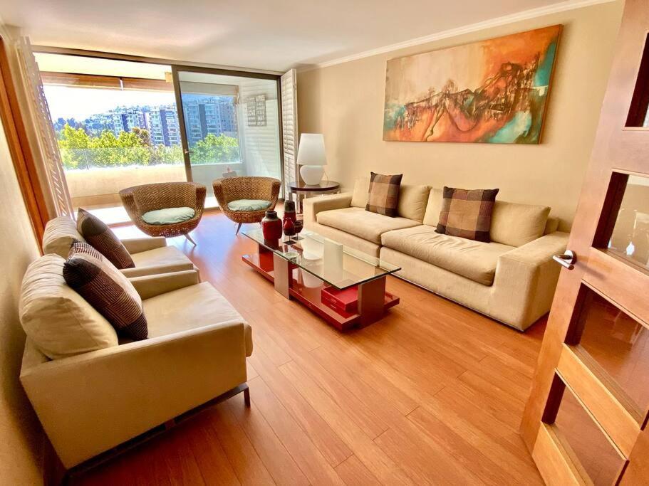 Apartamento Unico En Vitacura, 170 Mt, Sector Exclusivo Santiago